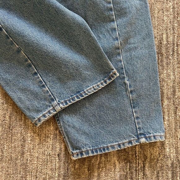 Abercrombie and Fitch Curve Love Mid Rise Barrel Jean, 30 Long - Picture 10 of 10